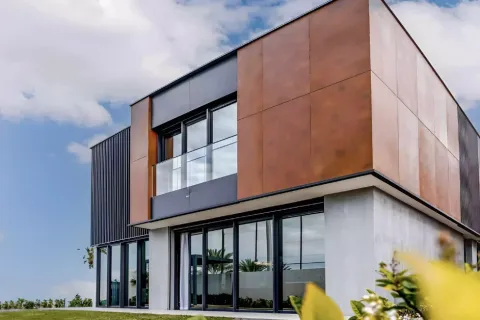 5 bedrooms Apartment in Abu Dhabi, UAE No. 110525 3