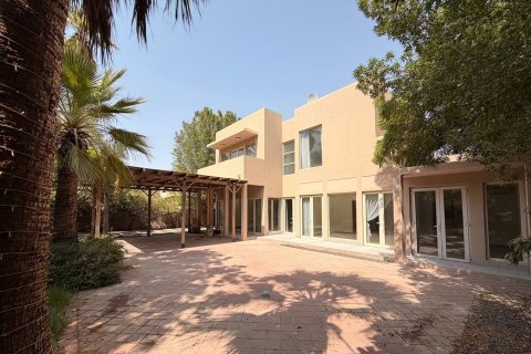 3 bedrooms Villa in Arabian Ranches, UAE No. 213089 3