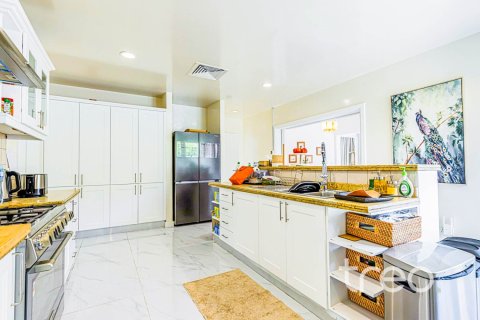 5 bedrooms Villa in Saheel, UAE No. 220760 11