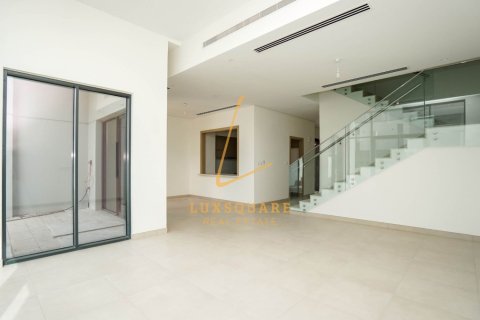 Villa de 3 dormitorios en Al Furjan, UAE No. 224318 3