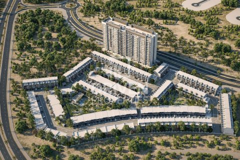 2 bedrooms Townhouse in Dubai Investment Park, UAE No. 223101 4