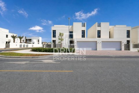 Villa de 5 dormitorios en Jumeirah Park, UAE No. 212488 30