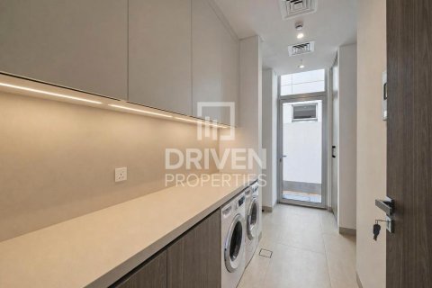 Villa de 5 dormitorios en Jumeirah Park, UAE No. 212488 10