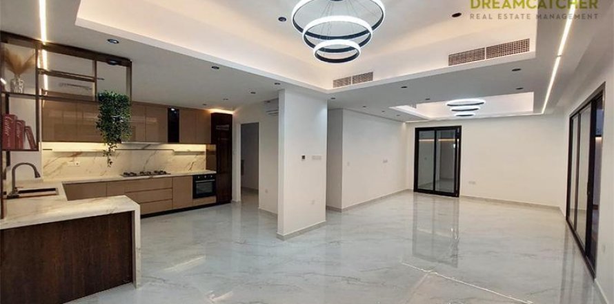 5 bedrooms Villa in Al Helio, UAE No. 20158