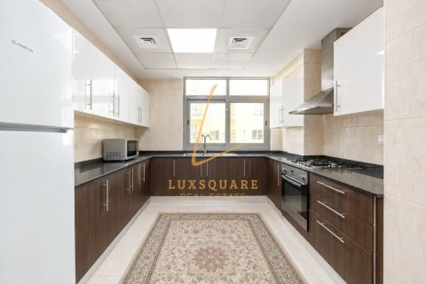 2 bedrooms Apartment in Al Furjan, UAE No. 211176 4