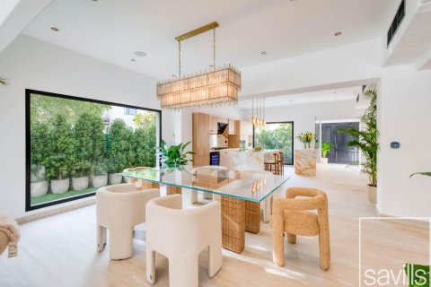 Villa de 5 dormitorios en Meadows, UAE No. 222588 4
