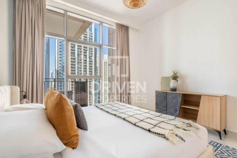 2 bedrooms Apartment in BLVD Crescent, UAE No. 211967 6