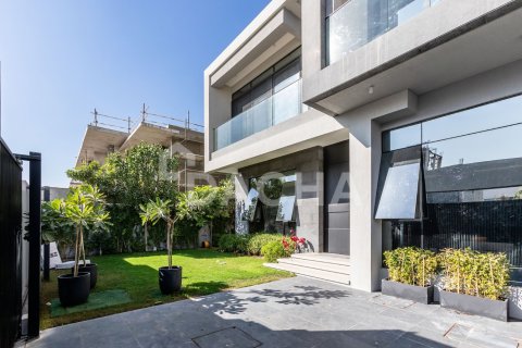 5 bedrooms Villa in Nad Al Sheba 1, UAE No. 167680 4