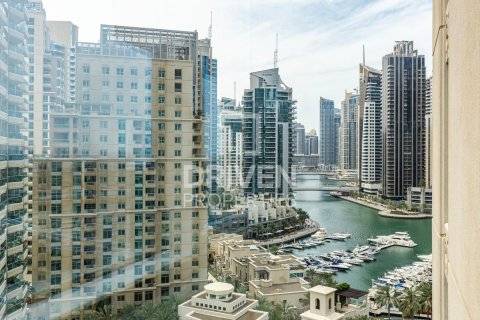 Apartment de 2 dormitorios en Dubai Marina, UAE No. 221483 16