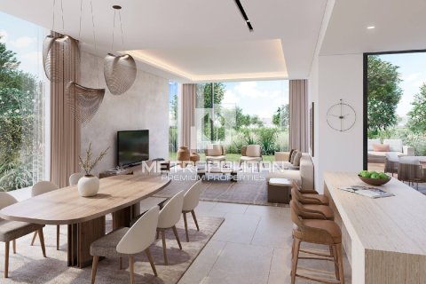 Вилла с 5 спальнями в Dubai Land, ОАЭ №127992 8