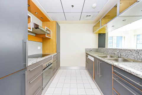 Apartment de 2 dormitorios en Dubai Marina, UAE No. 223430 6