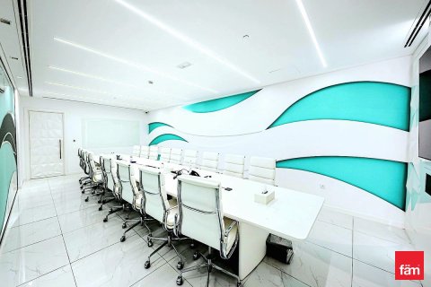 303.5m² Office in Business Bay, UAE No. 216325 5