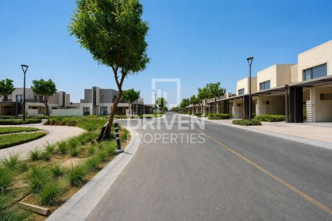 Villa de 3 dormitorios en EMAAR South, UAE No. 221528 24