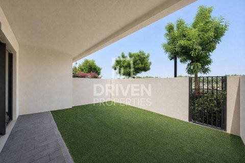 Villa de 3 dormitorios en EMAAR South, UAE No. 221528 20