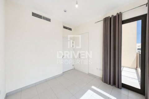 Villa de 3 dormitorios en EMAAR South, UAE No. 221528 9