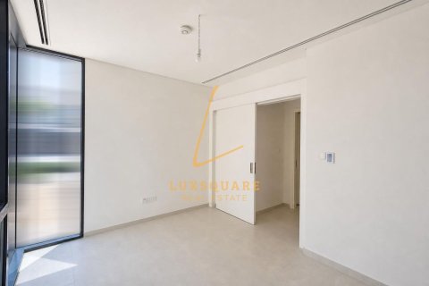4 bedrooms Villa in Jebel Ali, UAE No. 220983 14