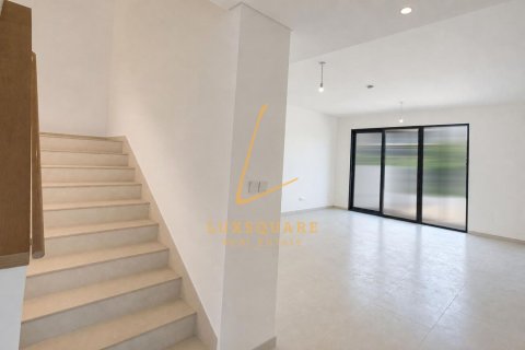 4 bedrooms Villa in Jebel Ali, UAE No. 220983 15
