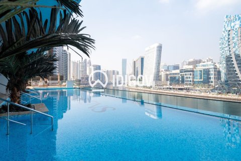 Apartment de 2 dormitorios en Business Bay, UAE No. 201180 5