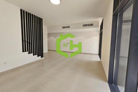 4 bedrooms Townhouse in Tilal City, UAE No. 105342 2
