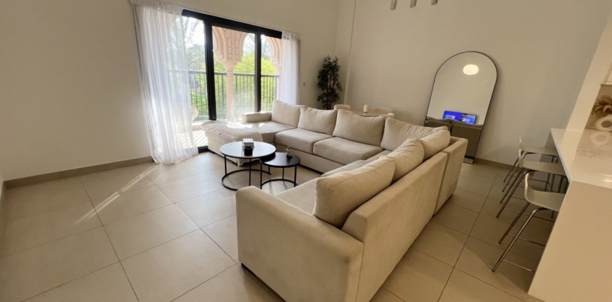 2 bedrooms Apartment in Dubai, UAE No. 205773