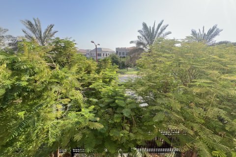 2 bedrooms Apartment in Dubai, UAE No. 205773 15