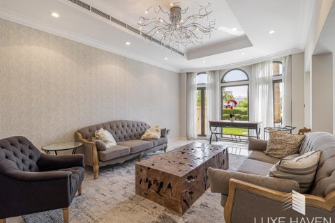 4 bedrooms Villa in Canal Cove Villas, UAE No. 15126 3