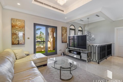 4 bedrooms Villa in Canal Cove Villas, UAE No. 15126 16