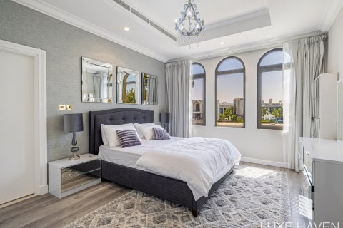 4 bedrooms Villa in Canal Cove Villas, UAE No. 15126 9