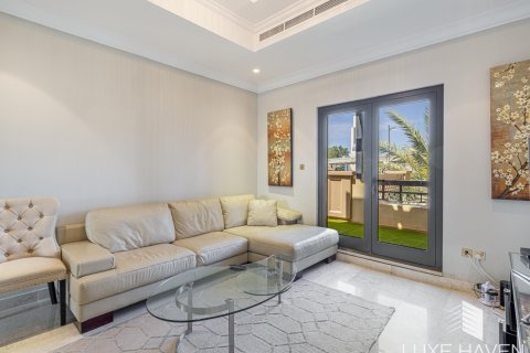 4 bedrooms Villa in Canal Cove Villas, UAE No. 15126 15