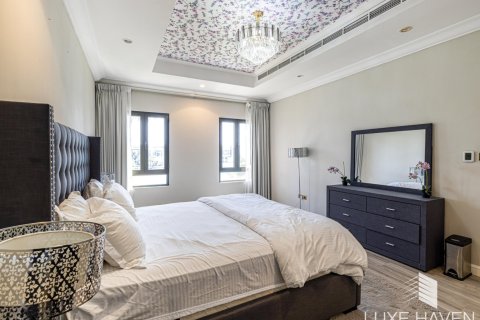 4 bedrooms Villa in Canal Cove Villas, UAE No. 15126 5