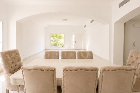 Villa de 4 dormitorios en Meadows, UAE No. 202356 6