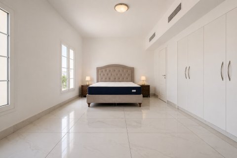 Villa de 4 dormitorios en Meadows, UAE No. 202356 12