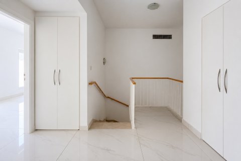 Villa de 4 dormitorios en Meadows, UAE No. 202356 10