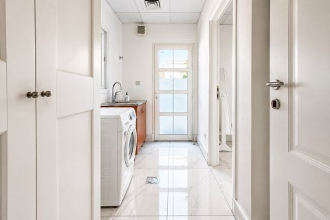 Villa de 4 dormitorios en Meadows, UAE No. 202356 9