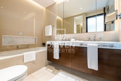 Apartment de 2 dormitorios en The Address Residence Fountain Views, UAE No. 202592 11