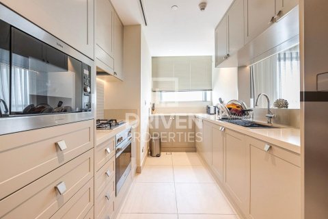 Apartment de 2 dormitorios en The Address Residence Fountain Views, UAE No. 202592 9