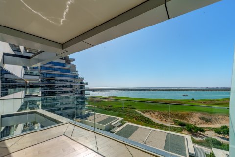 Apartment de 2 dormitorios en  Yas Island, UAE No. 215284 14