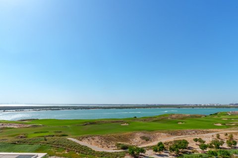 Apartment de 2 dormitorios en  Yas Island, UAE No. 215284