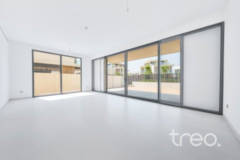 5 bedrooms Villa in Dubai, UAE No. 220769 7