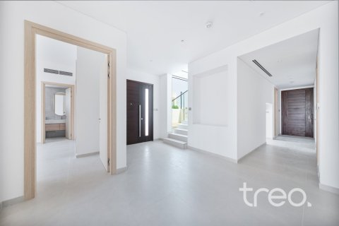 5 bedrooms Villa in Dubai, UAE No. 220769 28