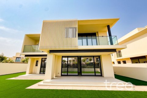 5 bedrooms Villa in Dubai, UAE No. 220769 9