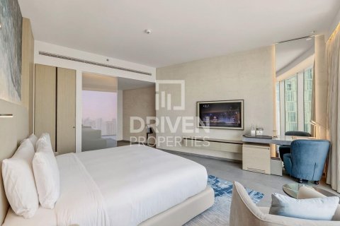 Studio Apartment in Ciel Tower, UAE No. 211831 3