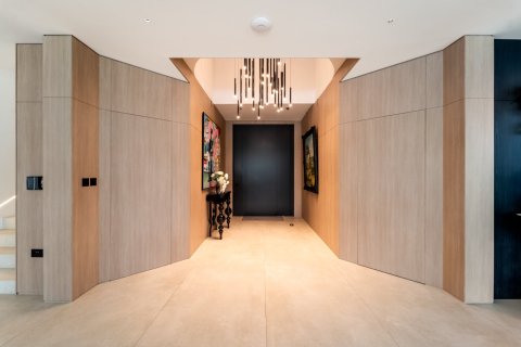 Villa de 6 dormitorios en Dubai, UAE No. 205752 28
