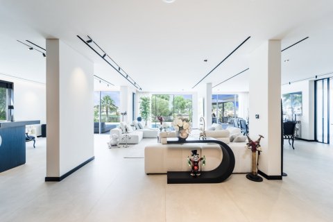 Villa de 6 dormitorios en Dubai, UAE No. 205752 5