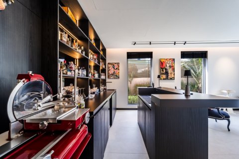 Villa de 6 dormitorios en Dubai, UAE No. 205752 8