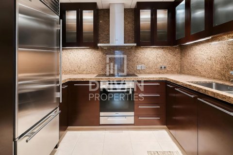 1 bedroom Apartment in Downtown Dubai (Downtown Burj Dubai), UAE No. 221017 6