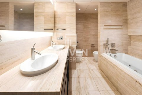 1 bedroom Apartment in Downtown Dubai (Downtown Burj Dubai), UAE No. 221017 11