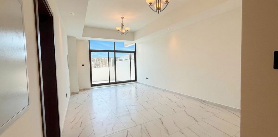 Townhouse de 4 dormitorios en Dubai, UAE No. 224427