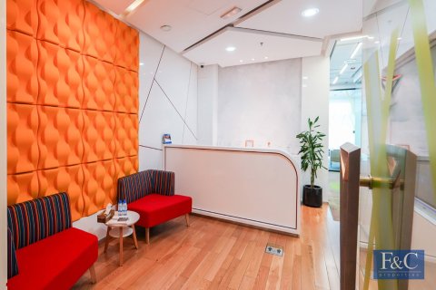 246m² Office in Bay Square, UAE No. 153812 4