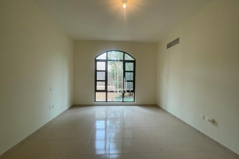 Villa de 3 dormitorios en Sas Al Nakheel, UAE No. 37245 13